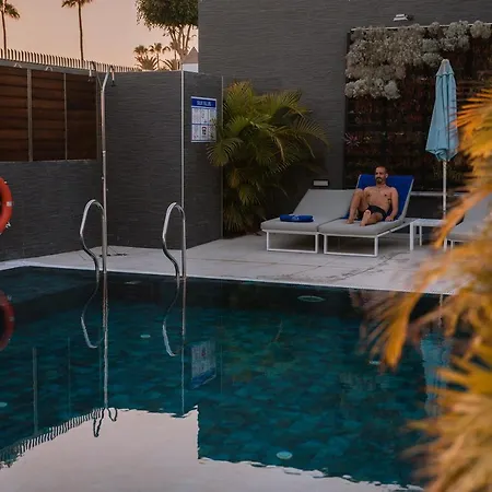 Silvi By Tam 普拉亚戴尔雷安格莱斯