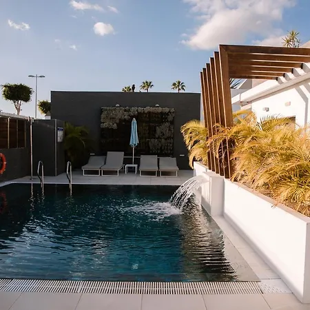 Silvi By Tam 普拉亚戴尔雷安格莱斯