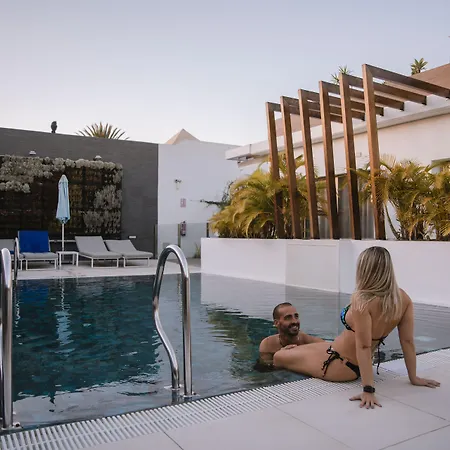 Silvi By Tam 普拉亚戴尔雷安格莱斯