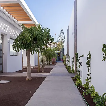 Silvi By Tam 5* 普拉亚戴尔雷安格莱斯